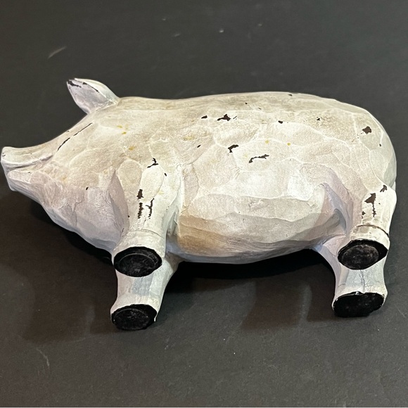 Resin Carved Pig Figurine Folk Art Cottagecore Rustic Farmhouse Curled Tail - Picture 5 of 8